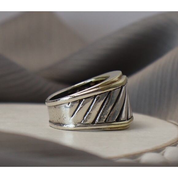 David Yurman 14k Yellow Gold & Sterling Silver Cigar Ring 8.23G / Sz 6 - Picture 3 of 6